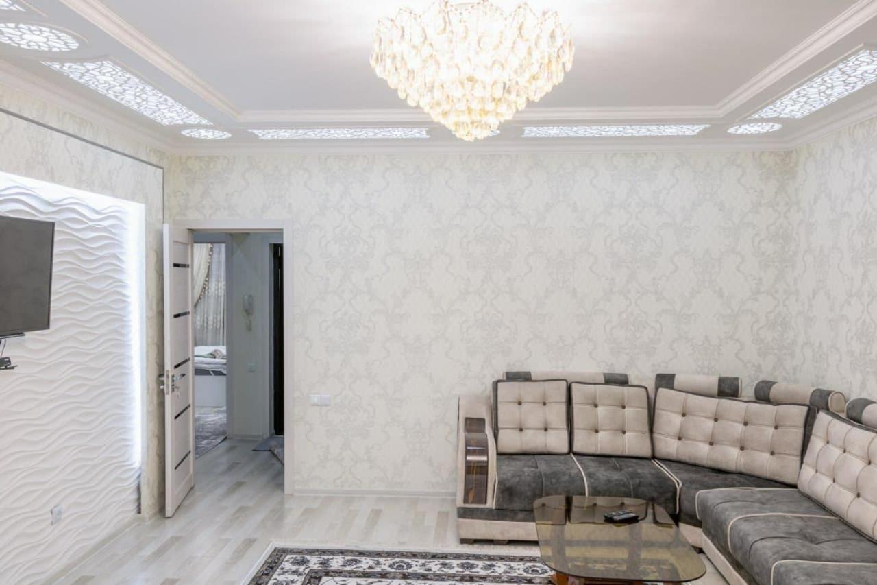 Metro Aybek Center Of Tashkent Comfort 1 Bedroom And Hall Bagian luar foto